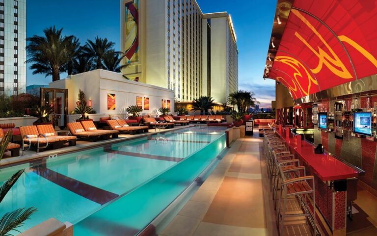 Hideout Pool Club | Golden Nugget