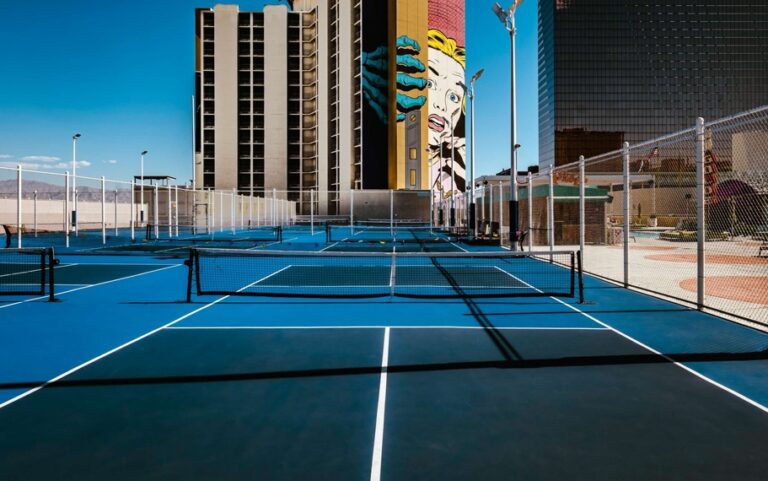 Pickleball Courts | Plaza Hotel